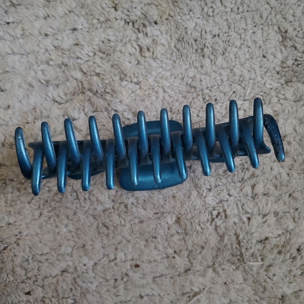 XL Blue Hair Claw Clip - Picture 5 of 6